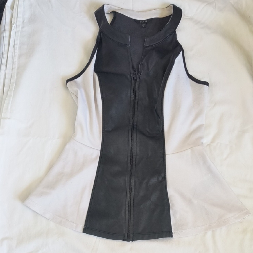 Guess Black and White Sleeveless Top